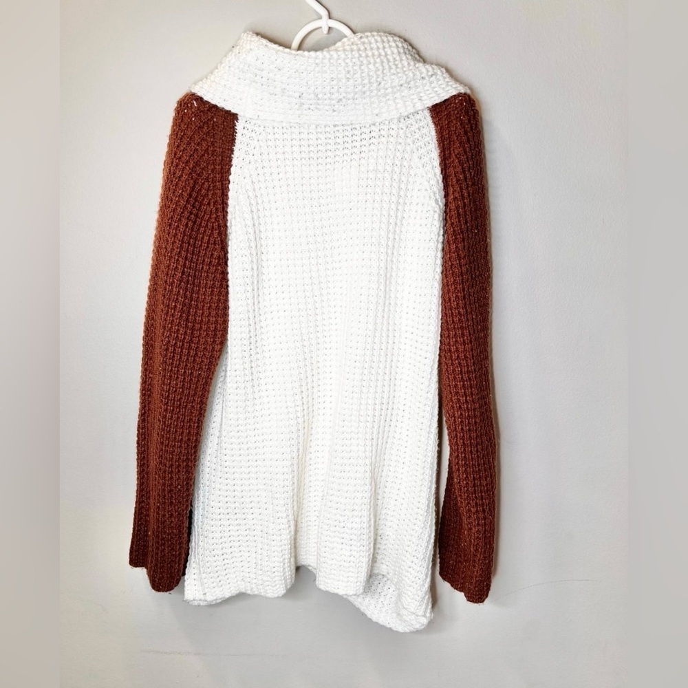 Women’s Button Turtle Cowl Neck Asymmetric Hem Wrap Pullover Sweater Size XL - Picture 4 of 4